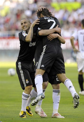 也吸引了來 也吸引了來